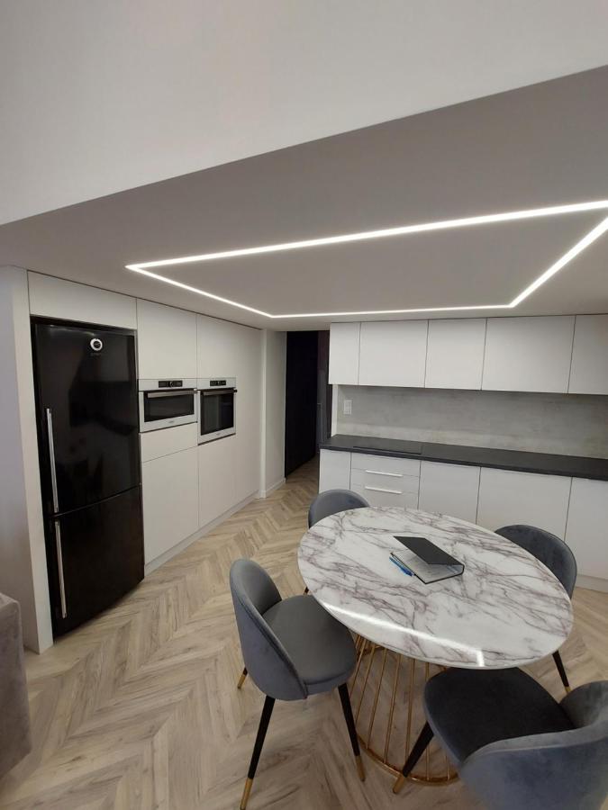 Central Gallery Apartment 德布勒森 外观 照片